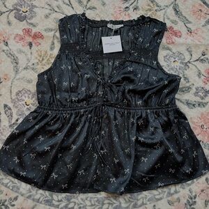 NWT American Eagle Outfitters Black Top with Bow Design